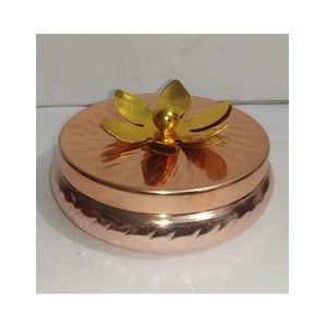 Metal <b>Gold</b> Plated Candle Holder Pillar with Waves Design Hot Selling Handmade Candle Stand - Product Image 6