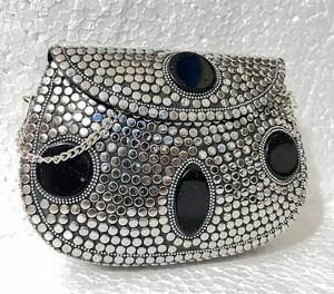 Pochette en mosaïque en métal faite à la main de designer sac à bandoulière artisanat indien traditionnel fermeture à rabat à sangle unique pliable Durable Portable - Product Image 4