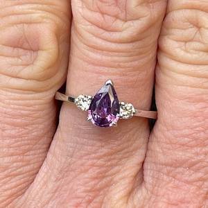 Anillo de amatista minimalista para mujer, corte de pera, moissanita, diamante, Plata de Ley 925 sólida, banda de compromiso para boda, joyería al por mayor - Product Image 1