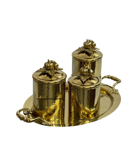 ชุดโหลเครื่องเทศและผลไม้อบแห้งเคลือบทองเหลือง พร้อมลวดลายตอกแบบแฮนด์เมด สำหรับจัดเก็บและใช้เป็นถาดเสิร์ฟ - Product Image 4