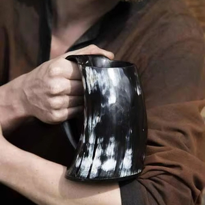 À propos des tasses de corne INDIA FACTORY PRODUITS ARTISANAUX Tasse à boire en corne Nouveau design Naturel Original Viking Drinking - Product Image 1