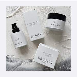 Boîtes d'emballage de dossiers de logo en relief haut de gamme personnalisés pour la crème pour le visage cadeau sérum soins de la peau modèle d'expédition d'affichage au détail alimentaire - Product Image 3