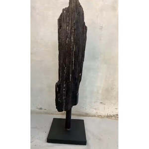 Tourmaline noire, grand spécimen avec support rotatif : un bouclier de protection et de stabilité, guérison par les cristaux - Product Image 3