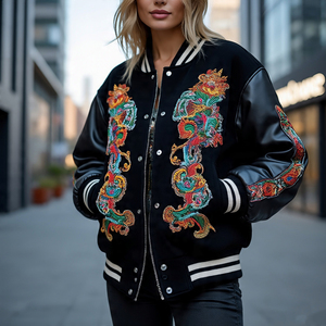 Chaqueta universitaria bordada de manga de cuero de Invierno para mujer, chaqueta universitaria de béisbol con cuello redondo transpirable 100% de lana recortada para mujer - Product Image 4