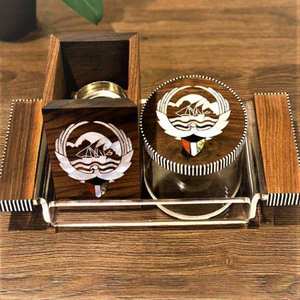 Juego de 3 piezas de alta calidad hecho a mano: Quemador de incienso de sándalo con incrustaciones de nácar, bandeja, regalo de oficina, regalo de Eid, regalo de Ramadán, incienso de anís estrellado - Product Image 1