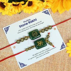 Ensemble de bijoux fantaisie Rakhi pour frère et sœur avec cristaux de pyrite, aventurine verte, jade et pièce de monnaie Zibu - Product Image 2