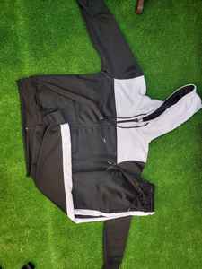 Ensemble de survêtement unisexe de haute qualité personnalisable avec logo personnalisé et design unique, ensemble de jogging - Product Image 3