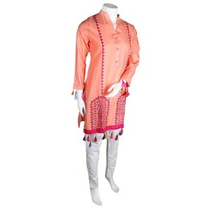 Traje de Algodón de 2 Piezas Bordado para Mujer - Color Durazno - Product Image 3
