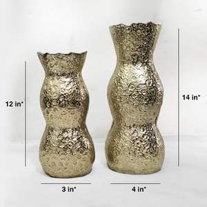 Jardinière durable en métal enduit de poudre écologique et légère pour l'affichage de plantes extérieures et intérieures par tous les temps - Product Image 4