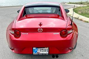 MAZDA MX-5 MIATA RF GRAND TOURING 2017 d'occasion, conduite à gauche/droite - Product Image 5