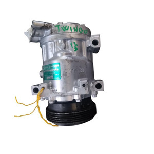 COMPRESSORE A/C RENAULT Twingo I serie 7700106069 D7F703 Benzina 1200 (98>00) - Product Image 1