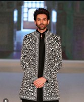 Tissus unis brodés en soie pour la collection Sherwani Koti Kurta pour garçons, motif tissé, respirant, enduit PA à mémoire de forme, poids moyen