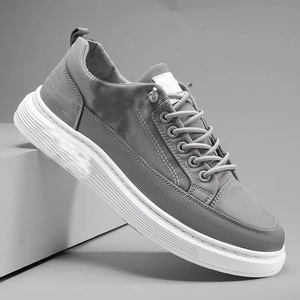 Venta al por mayor de zapatillas de corte alto de moda para niños zapatos escolares informales estudiantes niños nuevo diseño suave impreso cuero genuino antideslizante - Product Image 4