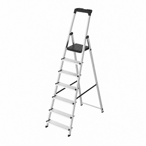 Escalera de Aluminio de 7 Peldaños para Uso Doméstico, Certificada Según Norma EN 131, con Bandeja para Herramientas - Product Image 1