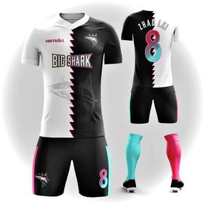 Camiseta de Fútbol Transpirable de Alta Calidad OEM Personalizada con Impresión Digital, Nombre del Equipo y Logotipo Personalizados para Hombre - Product Image 4