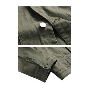 แจ็กเก็ตผ้าเดนิมสำหรับผู้ชายน้ำหนักเบาสไตล์วินเทจคุณภาพสูงมีหลายกระเป๋าและกระดุมดีไซน์ใส่สบาย - Product Image 5