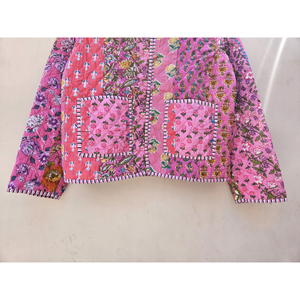 Chaqueta de invierno de mujer India hecha a mano de la mejor calidad, bloque de mano, estampado de retazos de algodón acolchado, cuello vuelto, remache transpirable - Product Image 5