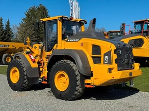 Volvo L 120 H Front Mini Wheel Loader with EPA Engine Gearbox Pump Diesel Power 5-Year Warranty Howo Backhoe Loader - Product Image 6