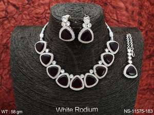 เครื่องประดับโบราณ ดีไซน์เนอร์สวยงาม ชุดสร้อยคอชุบโรเดียมสีขาว - Product Image 3