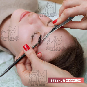 Ciseaux à cils professionnels Micro Spring, pointe droite et courbée, poignée ergonomique souple, pour le soin des cuticules, en acier inoxydable durable - Product Image 4