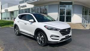 Hyundai Tucson 1.6T Limited AWD 2017 / Disponible à la vente avec faible kilométrage, moteur essence, véhicule bien entretenu, sans accident. - Product Image 4