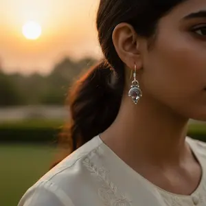 Boucles d'oreilles pendantes en argent 925 plaqué or 18 carats de style vintage avec quartz fumé, diamant turquoise et perle pour femmes pour les fêtes - Product Image 3