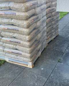 Granulés de bois dur en briquettes 25 kg – Combustible biomasse pour système de chauffage - Product Image 4
