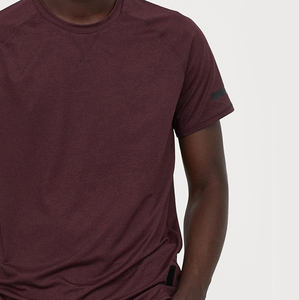 T-shirt en coton uni pour homme, structure de tissage fine, imprimé, lisse, durable, ajusté, toucher doux - Product Image 4