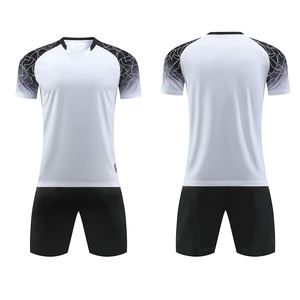 Ensemble de maillots personnalisés Vêtements de football à manches courtes bon marché avec kits de sublimation d'équipe Kit d'uniformes de football de football imprimés pour adultes - Product Image 3