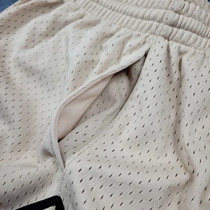 2025 Logo personnalisé hommes Top qualité Double couche Polyester Gym maille Shorts avec longs cordons solide motif poches en toile - Product Image 3