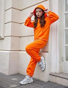 Conjunto de Sudadera con Capucha y Pantalones Deportivos de Dos Piezas para Niñas, Transpirable, Cálido, de Forro Polar, Ropa Premium para Actividades al Aire Libre - Product Image 3