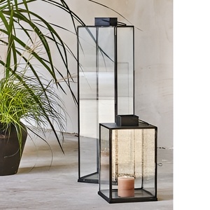 Fabriqué en Inde Luxueux Attrayant Designer Métal Lanterne Ensemble Classique Bougie Fer Verre Lanterne Indien Élégant Heavy Duty 2024 - Product Image 2