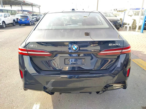 Nuevo BMW Serie 5 530 Li Sedán 2025, Gasolina, 4 Cilindros, Transmisión Automática, 2499cc, Volante a la Izquierda - Product Image 2