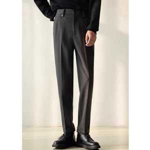 กางเกงยีนส์ขาตรงระบายอากาศได้ดีใส่สบายวัสดุพรีเมี่ยมและเดนิมน้ำหนักเบาเพื่อความมีสไตล์และความสบายตลอดทั้งวัน - Product Image 1