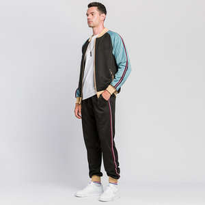 Conjunto Deportivo de Moda Masculina, Pantalones y Chaqueta de Chándal para Correr Estilo Hip Hop |   Ropa Deportiva Transpirable con Logotipo para Invierno - Product Image 4