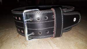 Cinturón de Piel Premium para Levantamiento de Pesas con Características de Rendimiento Mejoradas y Logotipo Personalizado - Product Image 5