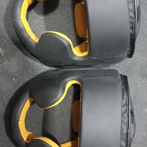 หมวกมวยหนังผู้ชายดีไซน์ทันสมัยน้ำหนักเบาทนทานปรับได้ป้องกันรอยยับระบายอากาศใส่สบาย - Product Image 5