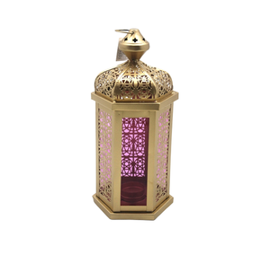 Artesanías de oro antiguo acabado de vidrio y linterna de hierro portavelas linterna uso para Navidad y decoración del hogar - Product Image 4