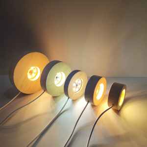 Base <span class=keywords><strong>de</strong></span> lampe à LED en bois naturel avec boule <span class=keywords><strong>de</strong></span> cristal rose Port USB Design floral Message «Je serai toujours là»-Veilleuse - Product Image 3