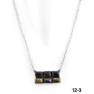 Collier en argent sterling noir style Southwest avec turquoise, motif cœur géométrique, perles et diamant religieux pour cadeau de mariage - Product Image 2