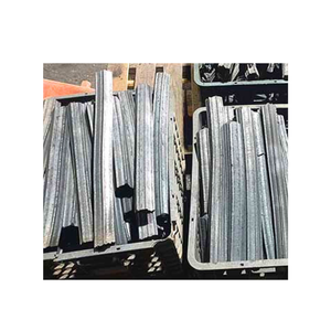 Charbon de bois noir carré BC fabriqué à partir de sciure de bois dur Charbon de bois naturel - Product Image 2