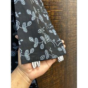 LP CALVIS LOOP DIGITAL Pur coton muslin numérique avec décoration boutonnée Prix INR 1599/- - Product Image 4