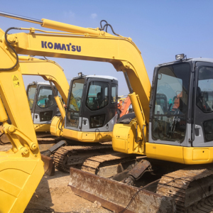 Gran oferta de excavadora de orugas Komatsu PC78US de segunda mano en Japón, con piezas de motor central - Product Image 1