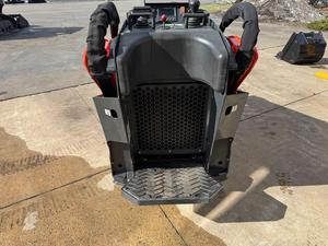 LIVRAISON GRATUITE Kubota SCL 1000 Mini chargeuse compacte homologuée EPA CE, Cylindre hydraulique Eaton, Moteur principal, Pompe, Boîte de vitesses, Engrenage, PLC - Product Image 6