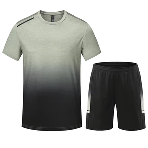T-shirts de sport pour hommes et shorts de fitness, vêtements de course, vêtements de compression pour la salle de sport, t-shirts à manches courtes pour hommes - Product Image 4