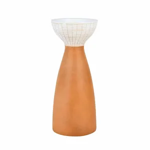 Porte-bougie élégant fait à la main avec un corps en bois lisse et un dessus en céramique texturé pour une décoration intérieure raffinée - Product Image 4