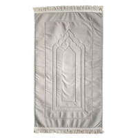 Tapis de Prière Islamique Imprimé Dernier Design Tapis de Prière en Velours Mousse OEM Tapis Janamaz Musulman