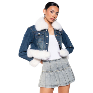 แจ็กเก็ตยีนส์ฟอกสีวินเทจของผู้หญิงมีกระเป๋าผ้าฝ้ายเต็มไปด้วยรูสำหรับฤดูใบไม้ร่วงออกแบบได้ตามต้องการ - Product Image 1