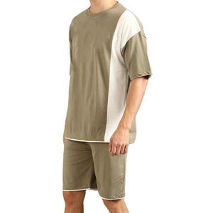 Camiseta de satén de verano para hombre, conjunto de pantalones cortos, recién llegado, transpirable, de secado rápido, para clima caluroso, ropa informal cómoda, patrón sólido - Product Image 1