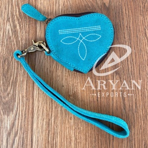 Porte-monnaie en forme de cœur en cuir suédé fait à la main, mini portefeuilles en cuir véritable occidental, porte-monnaie pour femmes - Product Image 1